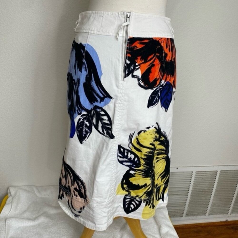 Anthropologie Maeve White Multicolor Watercolor Floral Belt Denim Skirt Size 4 - Picture 4 of 16